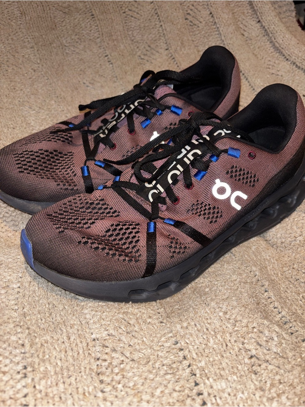On Running On Cloudsurfer Mauve Black Running Shoes Women’s Sz 11